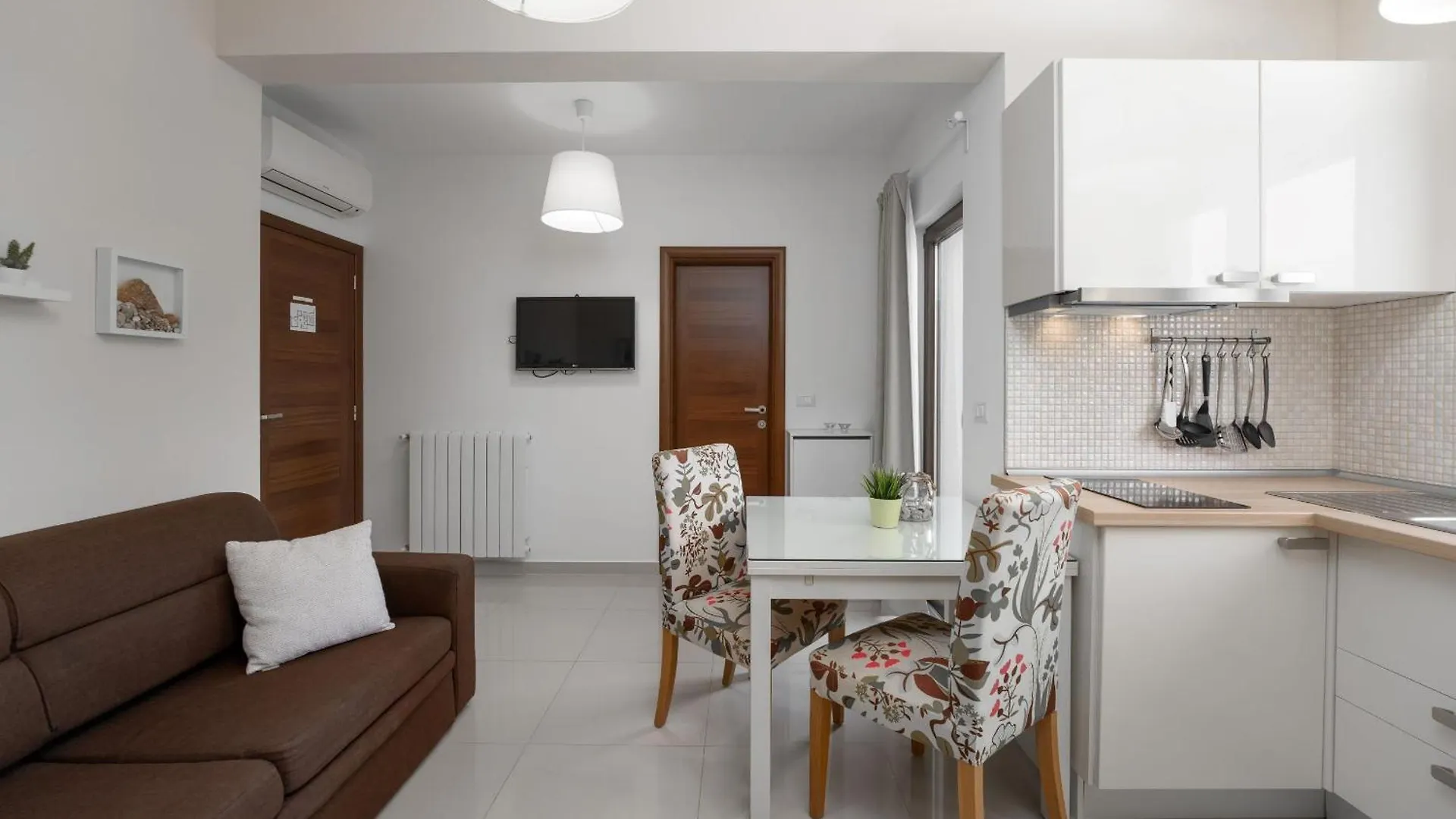 Apartment Ferienwohnung Mala 3 Mit Pool Und Whirlpool Funtana