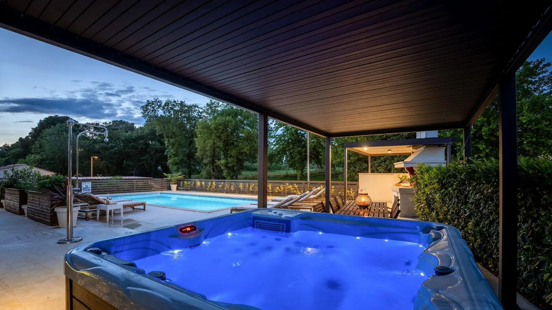 Apartment Ferienwohnung Mala 3 Mit Pool Und Whirlpool Funtana Croatia