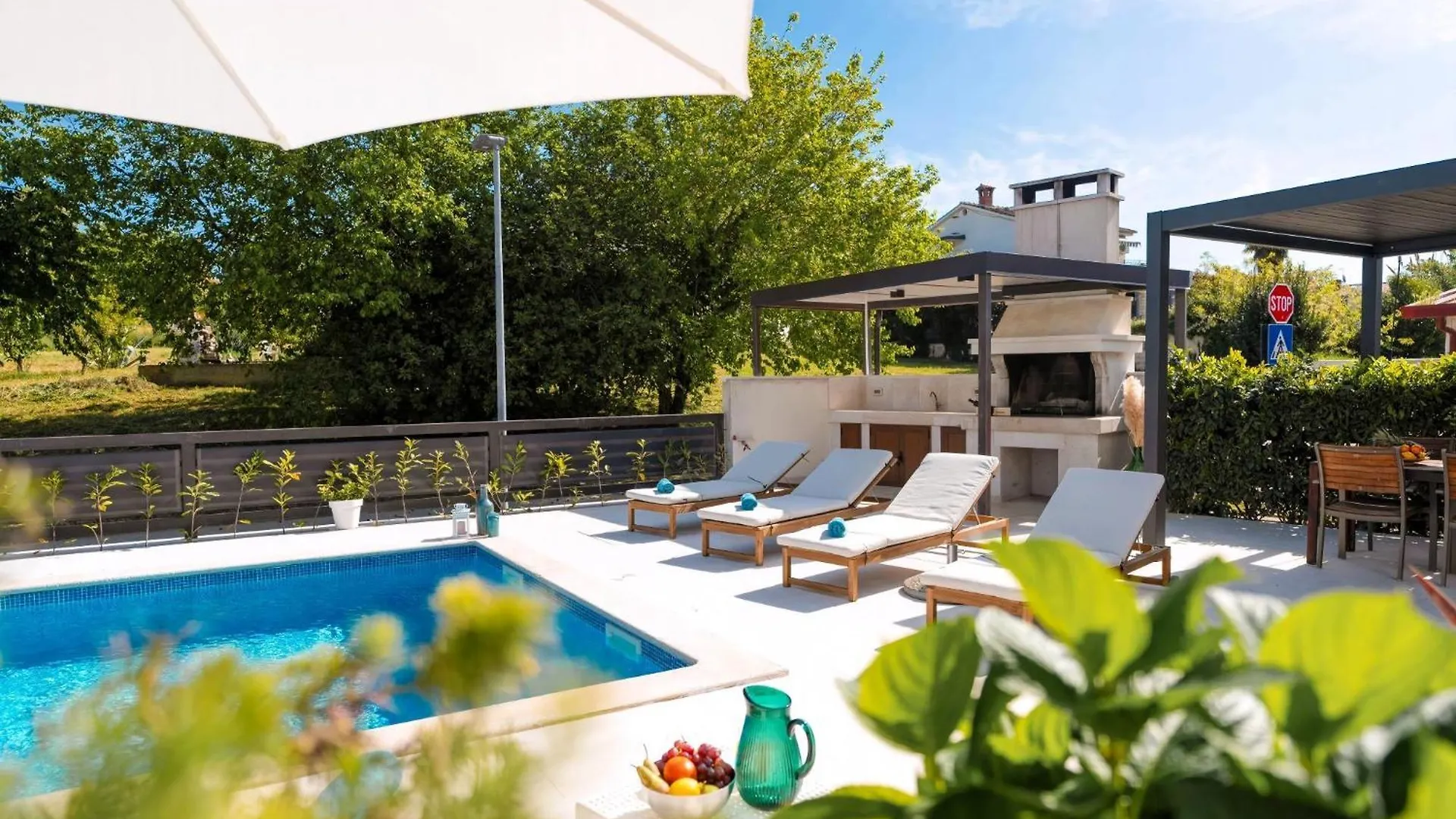 Apartment Ferienwohnung Mala 3 Mit Pool Und Whirlpool Funtana Croatia